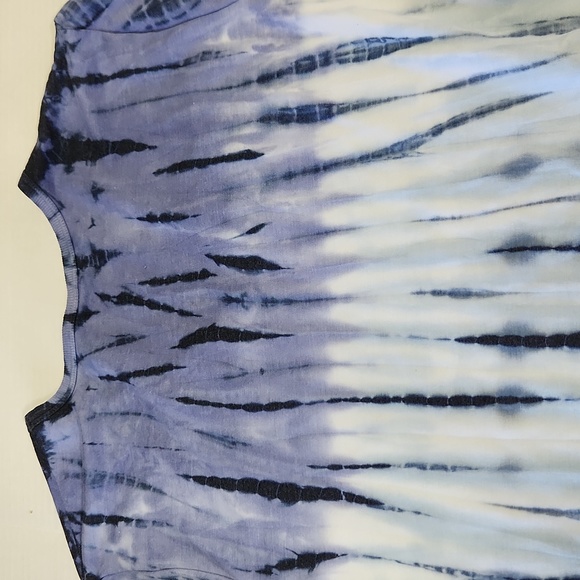 Green Tea, tie dyed long sleeve boho top/ tye dyed t-shirt. - Picture 7 of 9